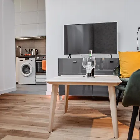 Orzeszkowej Lägenhet *